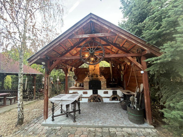 Eladó családi ház, Pécelen, Széchenyi utcában 165 M Ft