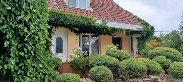 Eladó családi ház, Tószegen 89 M Ft, 5 szobás