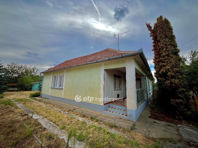 Eladó családi ház, Hajdúszoboszlón 54.99 M Ft, 3+1 szobás