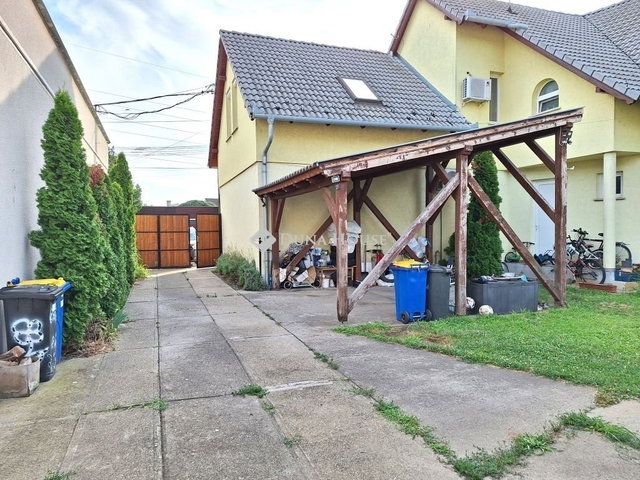 Eladó téglalakás, Kecskeméten 46 M Ft, 4 szobás