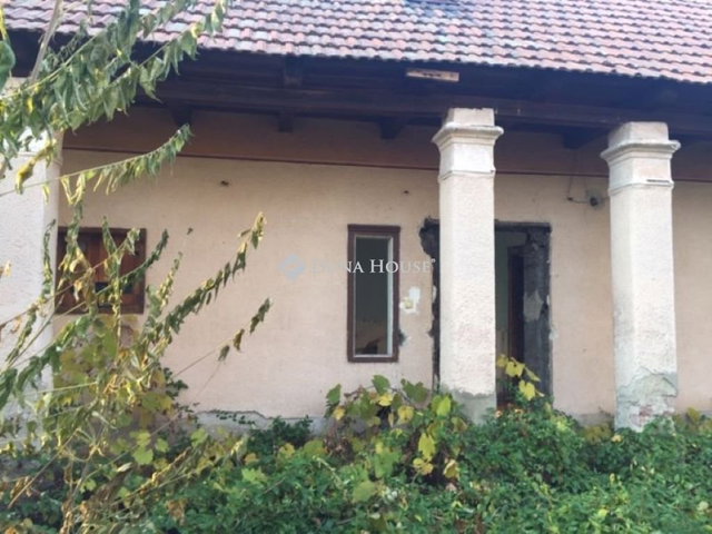 Eladó telek, Mezőtárkányon, Móra Ferenc úton 4.5 M Ft