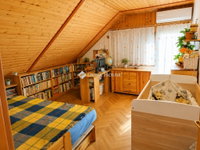 Eladó családi ház, Pécsett 149.9 M Ft, 5 szobás