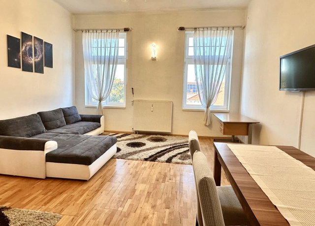 Kiadó téglalakás, albérlet, Debrecenben 300 E Ft / hó, 2 szobás