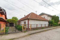 Eladó családi ház, Pécelen 89.9 M Ft, 4 szobás