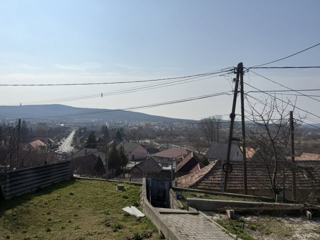 Eladó családi ház, Piliscséven 81 M Ft, 3 szobás