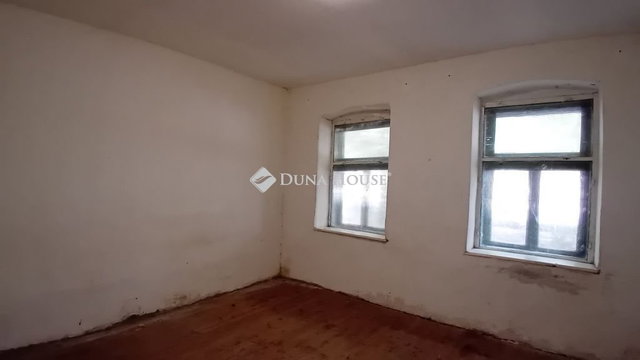 Eladó családi ház, Balatonszabadiban 32 M Ft, 3 szobás