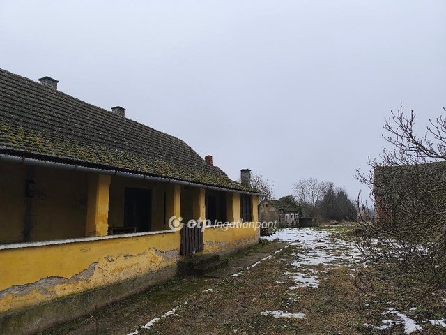 Eladó családi ház, Bélaváron 15 M Ft, 2 szobás