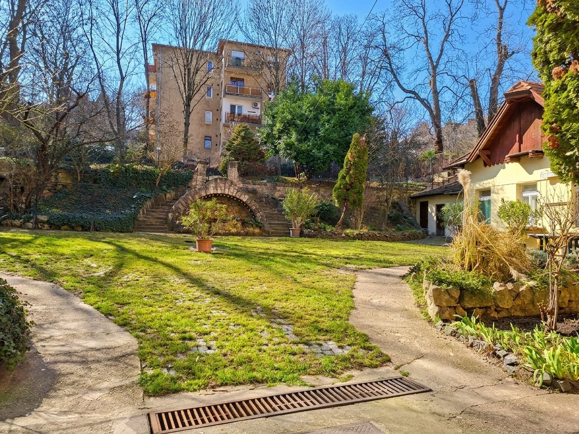 3 bed · 128m² · 149.000.000 ft