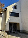 Eladó téglalakás, Pécsett 79 M Ft, 3 szobás