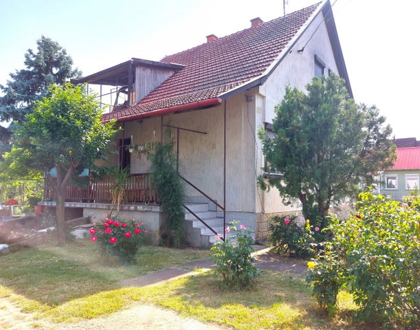 Eladó családi ház, Szolnokon 58.9 M Ft, 1+3 szobás