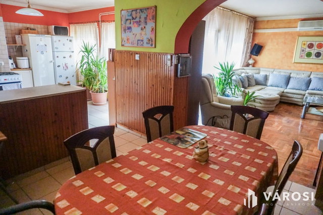 Eladó családi ház, Ürömön 159 M Ft, 3+2 szobás