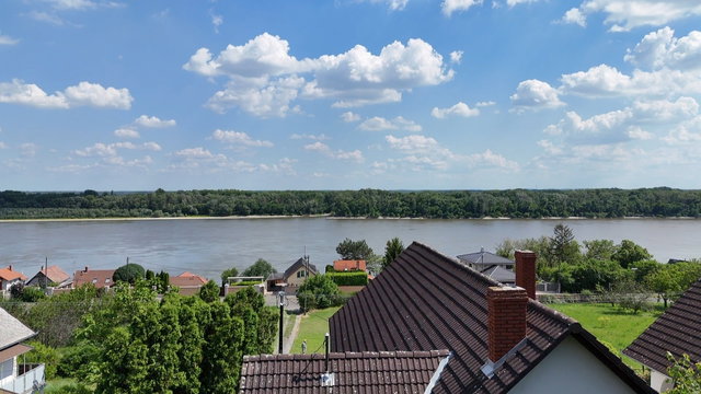 Eladó családi ház, Mohácson 107 M Ft, 4 szobás