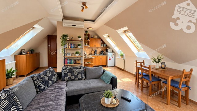 Eladó téglalakás, Kecskeméten 42.9 M Ft, 2 szobás