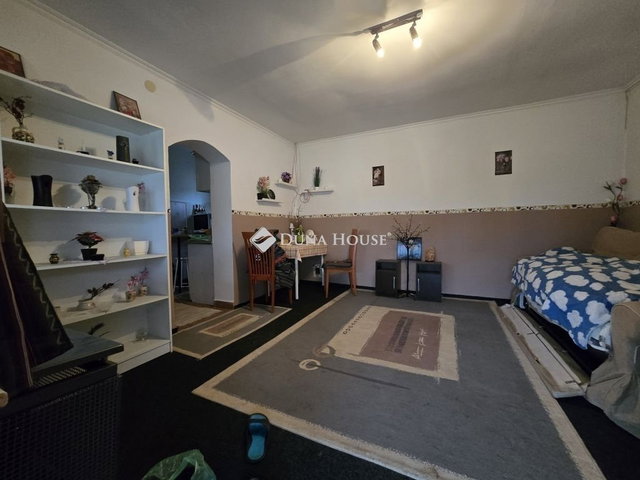 Eladó ikerház, Budapesten, XVIII. kerületben 99.9 M Ft, 4 szobás