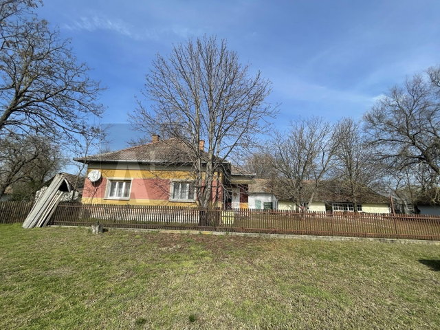 Eladó családi ház, Balástyán 43 M Ft, 3 szobás