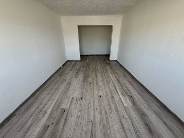 Eladó panellakás, Móron 38.9 M Ft, 2 szobás