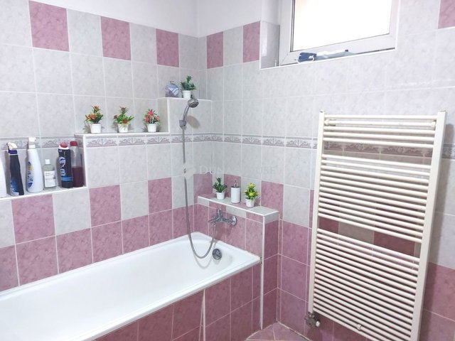 Eladó családi ház, Kecskeméten 89.99 M Ft, 4 szobás