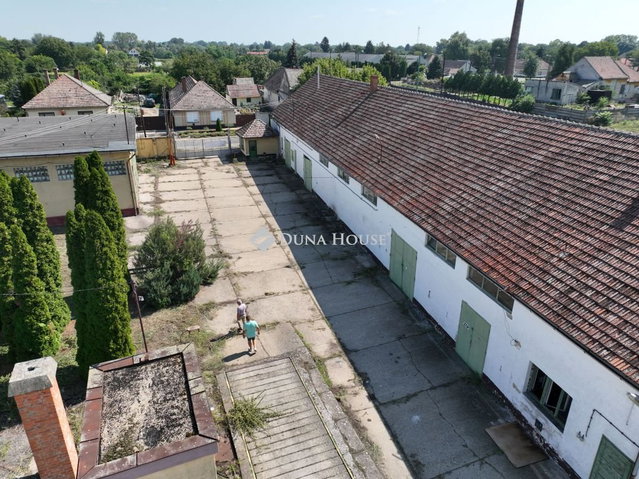 Eladó ipari ingatlan, Jánoshalmán 350 M Ft / költözzbe.hu