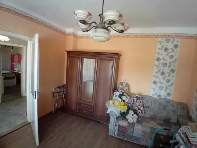 Eladó családi ház, Nagykökényesen 35 M Ft, 3+1 szobás
