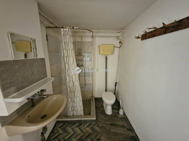 Eladó családi ház, Földeákon 12.5 M Ft, 2 szobás