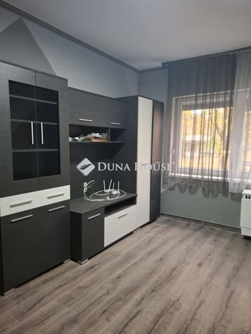 Eladó téglalakás, Szekszárdon, Toldi utcában 45.5 M Ft