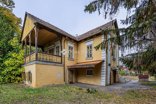 Eladó családi ház, Balatonfüreden, Petőfi Sándor utcában