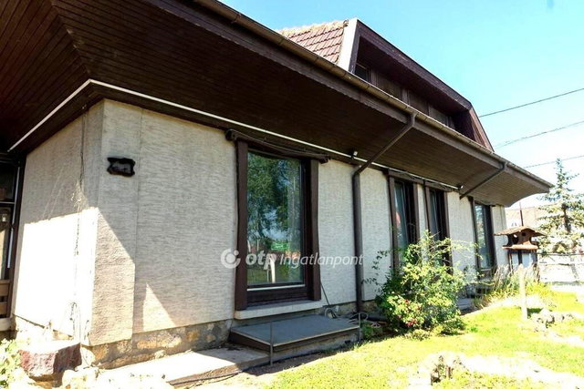 Eladó családi ház, Jászszentlászlón 73 M Ft, 6 szobás