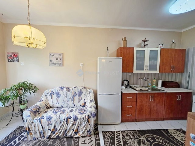 Eladó családi ház, Szombathelyen 79 M Ft, 5 szobás