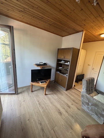 Kiadó téglalakás, albérlet, Budakeszin, Kossuth Lajos utcában