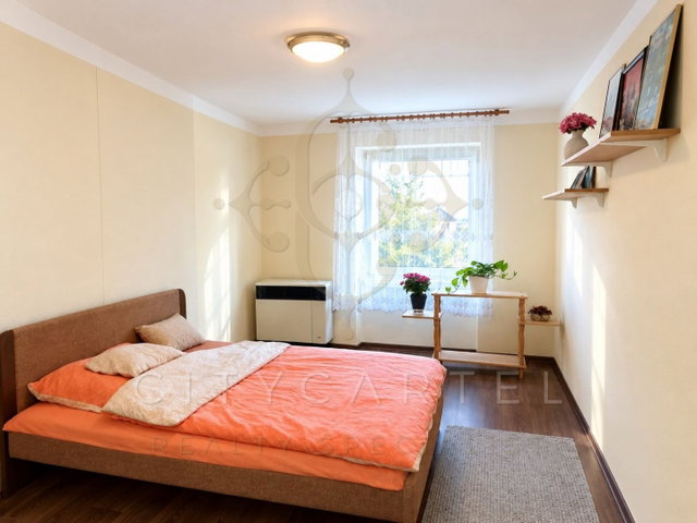 Eladó családi ház, Dunaföldváron 39.9 M Ft, 3 szobás