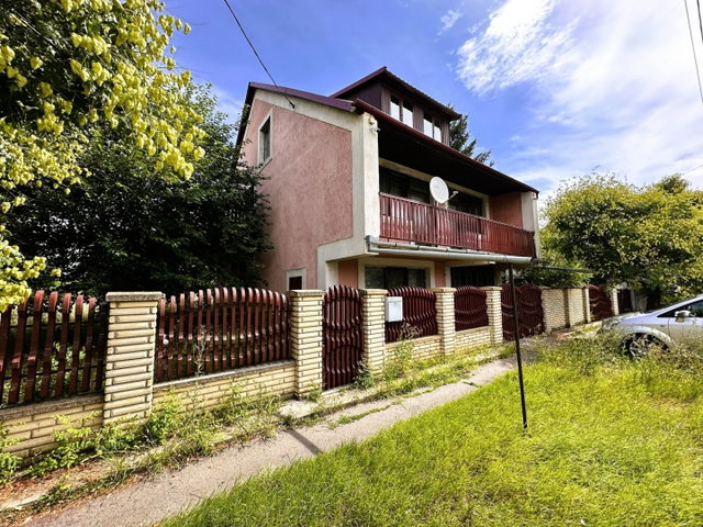 Eladó családi ház, Sarkadon 20 M Ft, 4 szobás