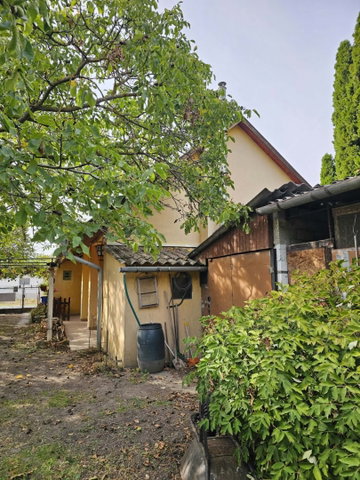 Eladó családi ház, Szigetszentmártonban 62.9 M Ft, 2 szobás