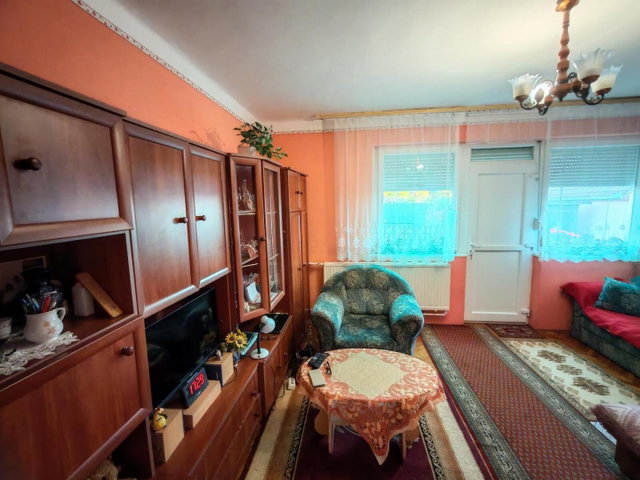 Eladó családi ház, Nyíregyházán 66 M Ft, 4 szobás