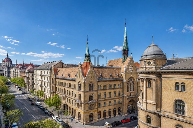Kiadó téglalakás, albérlet, V. kerületben, Hold utcában