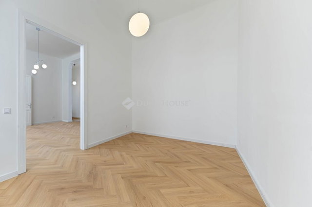 Eladó téglalakás, Budapesten, XI. kerületben, Bartók Béla úton
