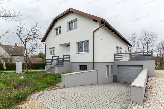 Eladó családi ház, Darnózseliben 69.9 M Ft, 4 szobás