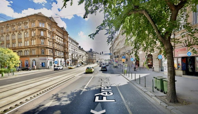Eladó üzlethelyiség, Budapesten, IX. kerületben 100 M Ft