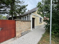 Eladó családi ház, Móron 77.9 M Ft, 7 szobás
