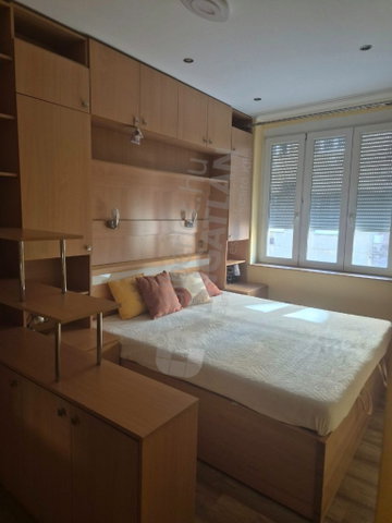 Kiadó téglalakás, albérlet, VIII. kerületben, Alföldi utcában