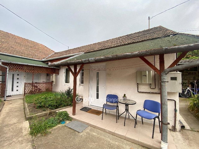 Eladó családi ház, Balassagyarmaton 18.5 M Ft, 1 szobás