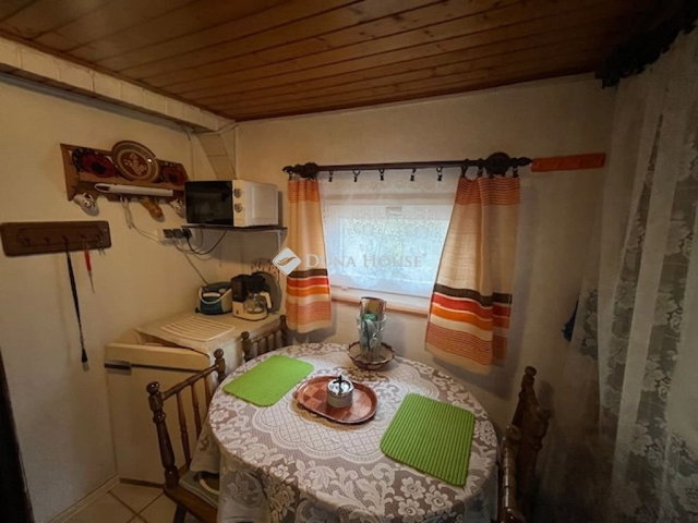 Eladó nyaraló, Pécsváradon 29 M Ft, 3 szobás