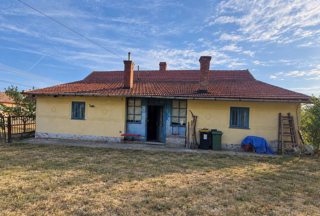 Eladó családi ház, Besenyszögön 9.5 M Ft / költözzbe.hu