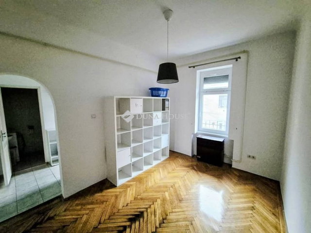 Eladó téglalakás, Budapesten, XIII. kerületben 59.5 M Ft