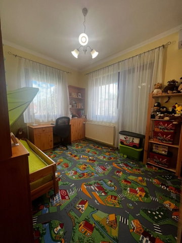 Kiadó családi ház, albérlet, Debrecenben 450 E Ft / hó