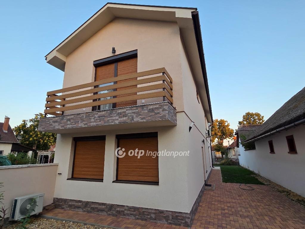 5 bed · 170m² · 450.000 ft