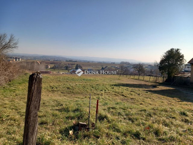 Eladó telek, Keszthelyen, Gyöngyvirág közben 41.9 M Ft