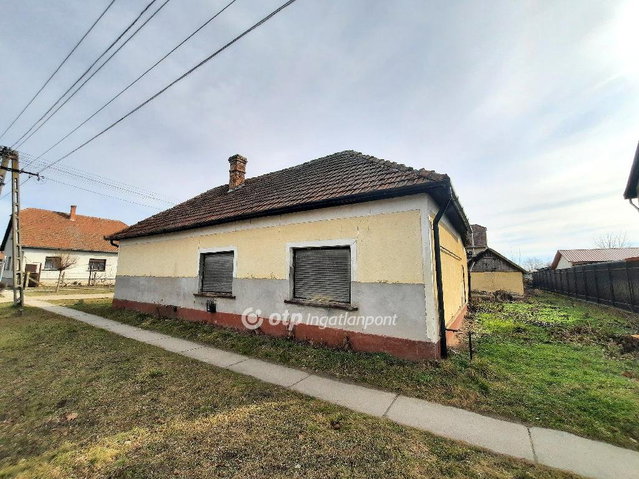 Eladó családi ház, Jászkarajenőn 4.99 M Ft, 3+1 szobás