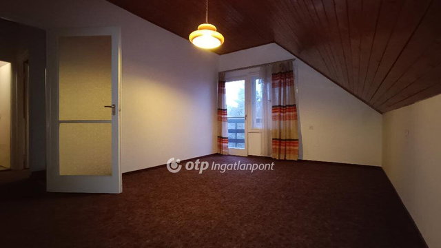 Eladó nyaraló, Balatonlelleén 48 M Ft, 3 szobás
