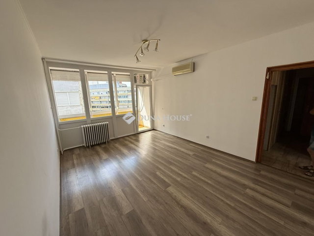 Eladó téglalakás, Kecskeméten 49.8 M Ft, 2 szobás