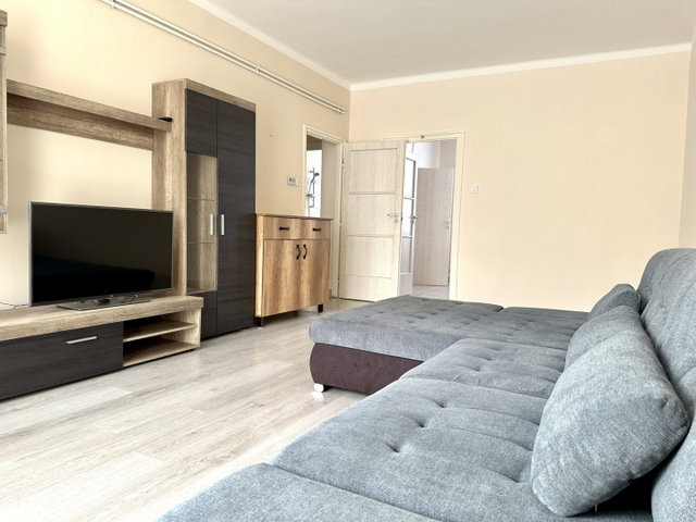 Kiadó téglalakás, albérlet, Győrött 210 E Ft / hó, 2 szobás